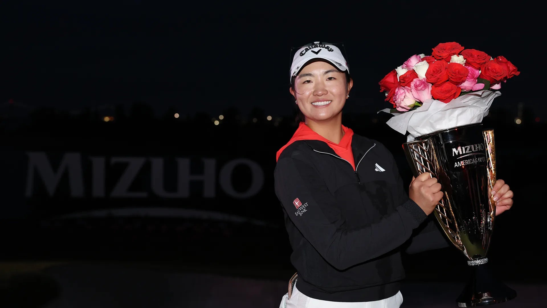 Rose Zhang Wins Her Pro Debut