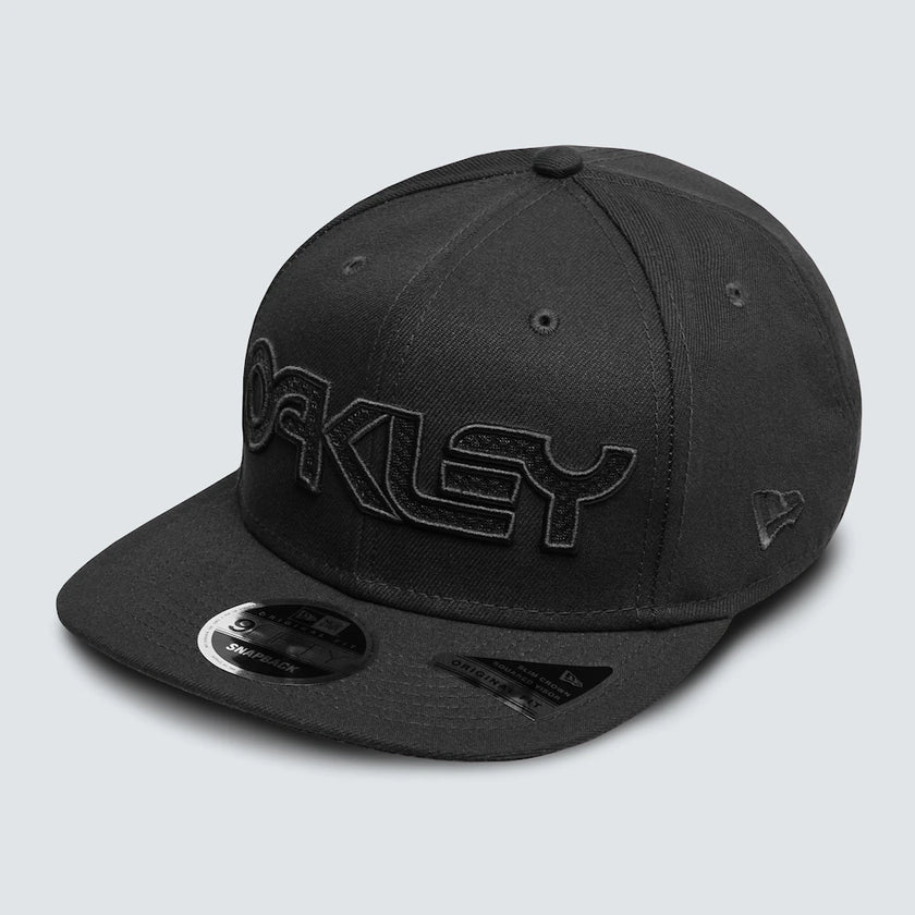 Oakley hot sale hat black