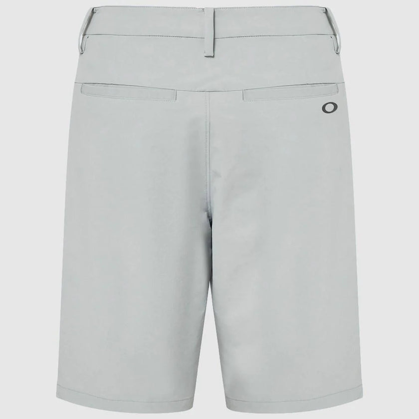 Oakley golf deals shorts clearance