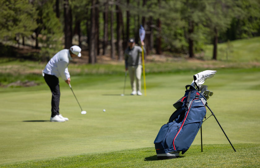 2027 Ping Hoofer Golf Bag