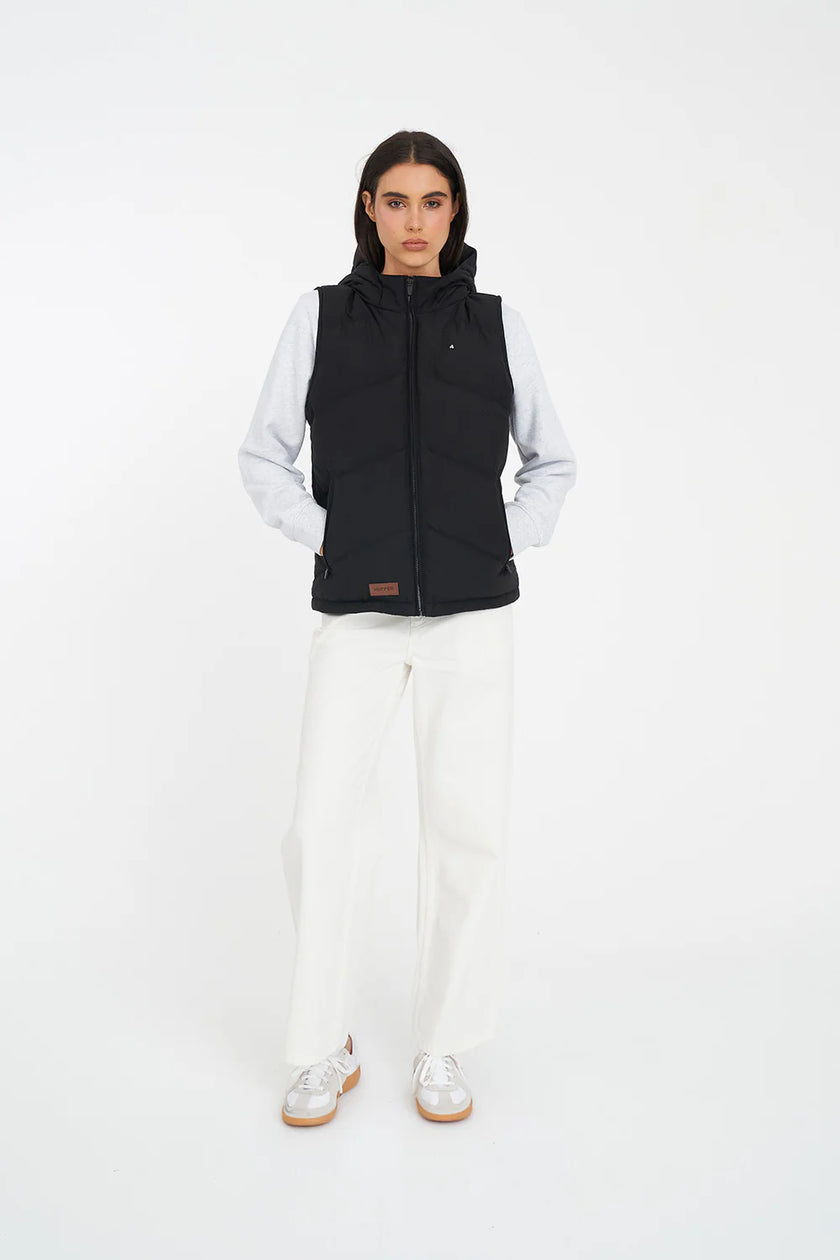 Huffer Women's Classic Down Vest